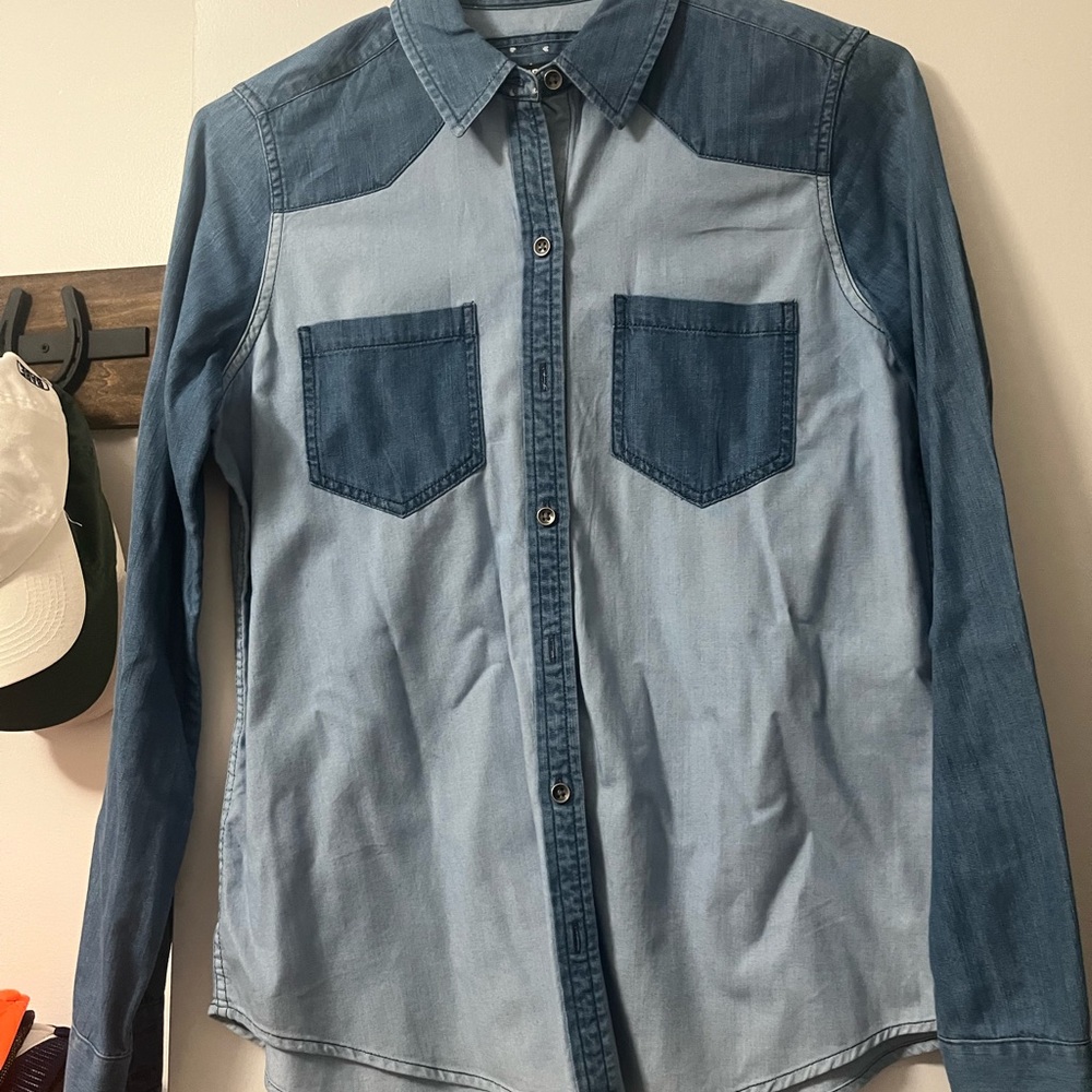 Women’s Express Denim Two-Tone Button Down
